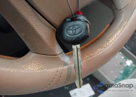 2011 Toyota Sienna Le V6 z USA, uszkodzony, nr VIN 5TDKK3DC9BS002323